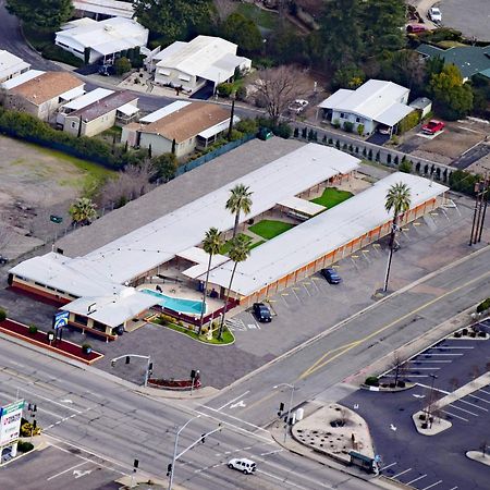 Gateway Inn Red Bluff Bagian luar foto