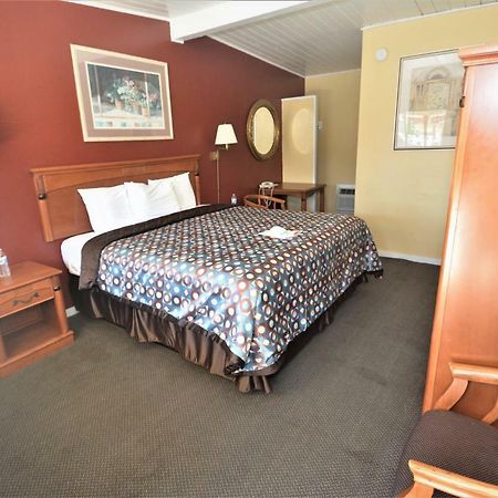 Gateway Inn Red Bluff Bagian luar foto