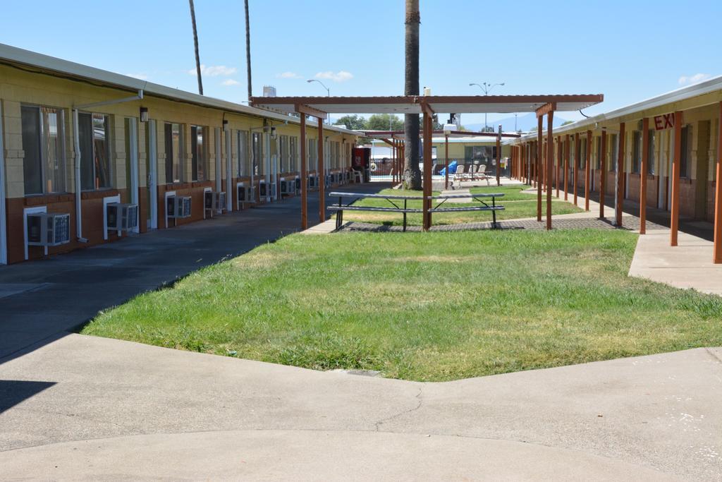 Gateway Inn Red Bluff Bagian luar foto