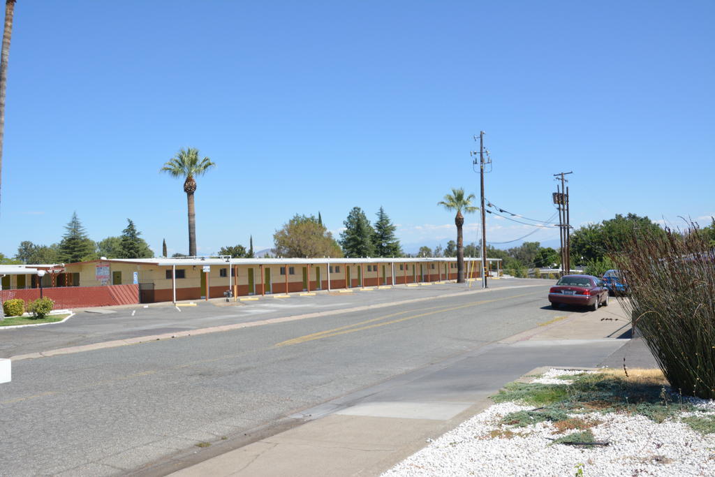 Gateway Inn Red Bluff Bagian luar foto